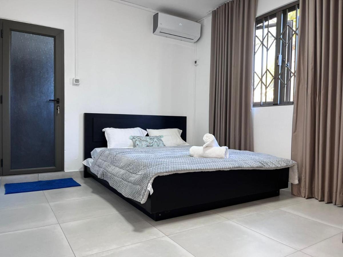 Seasons Break Apartment Pereybere Pereybere Beach Exterior photo